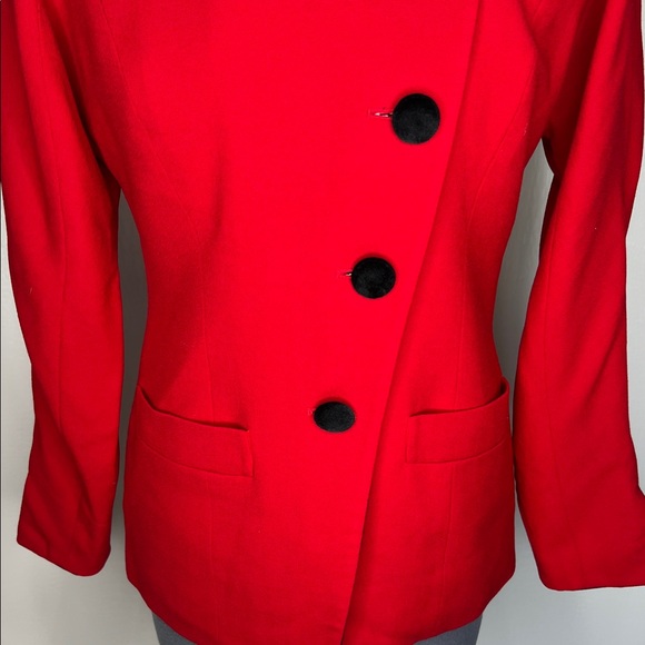 Vintage Christian Dior Red Women's Wool and Velvet Blazer - Picture 11 of 14